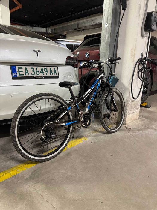 Велосипед Колело DRAG черно със синьо