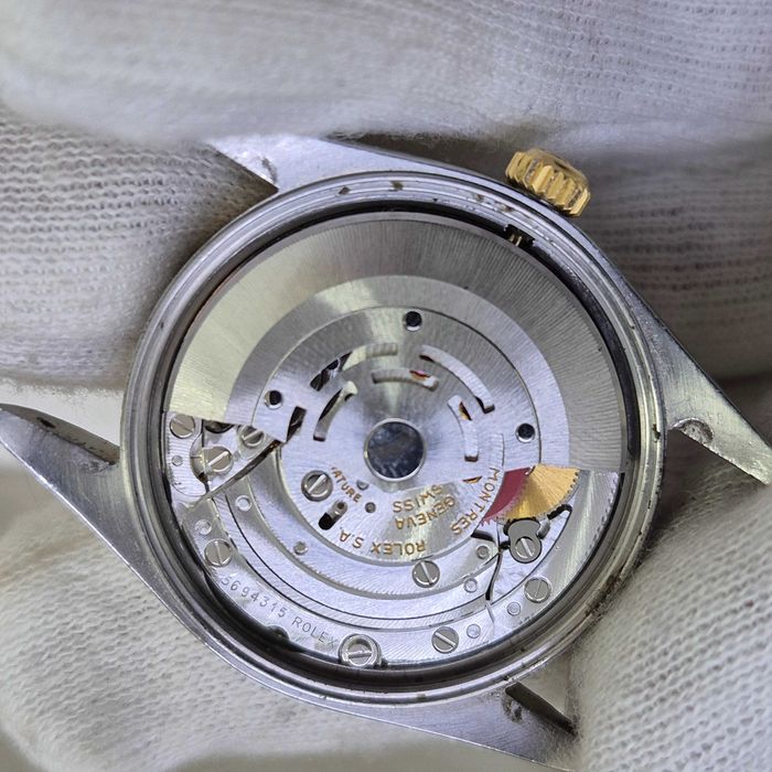 Ceas Rolex Oyster Perpetual Date Ref. 15223, ZEUS Amanet Militari