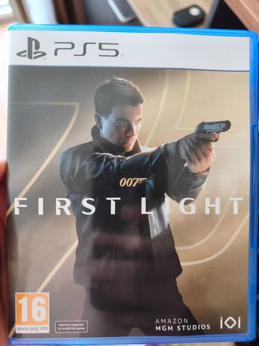 Продавам First light 007 Death stranding 2 PS 5