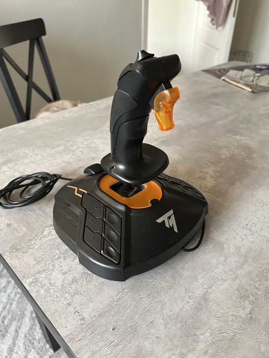 Джойстик thrustmaster t-1600m
