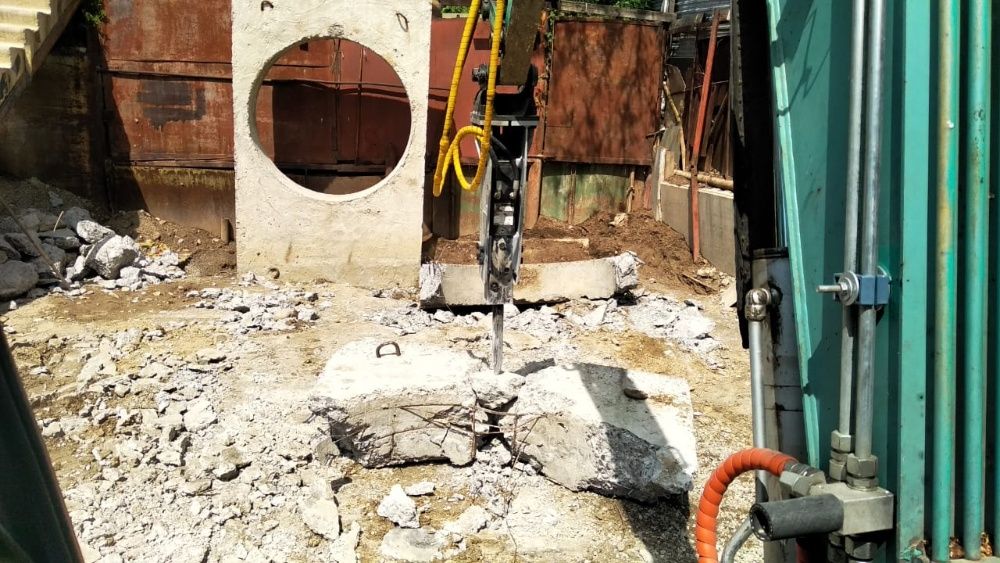 Услуги гидромолота. Мини-экскаватор. Буроям