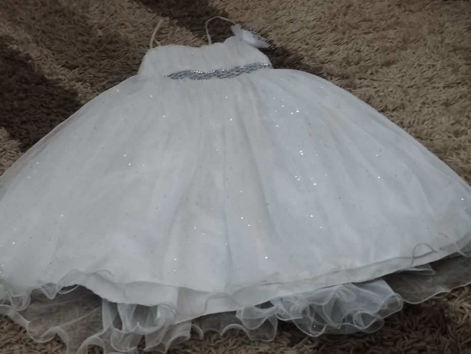 Платье три тысячи тенге