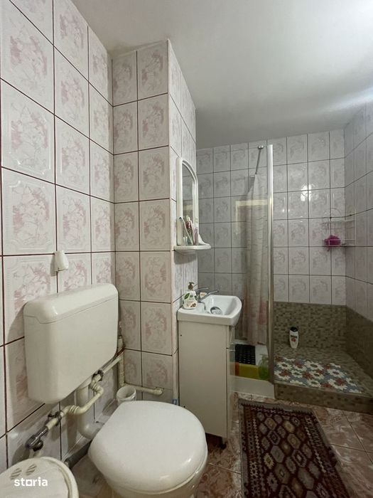 Apartament cu 4 camere CETATE