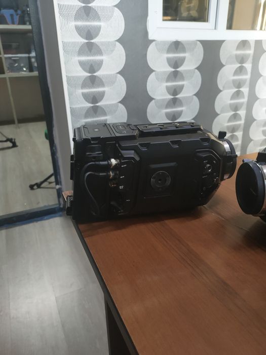 Цифровая кинокамера Blackmagic URSA Mini Pro 4.6K