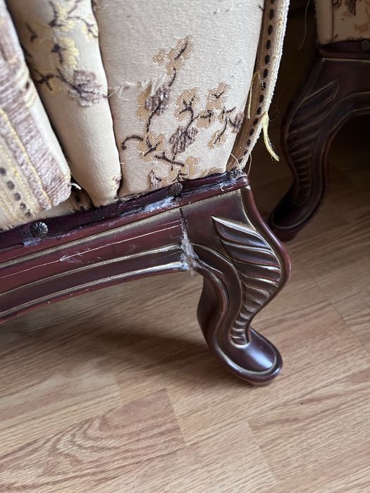 Диван винтажный