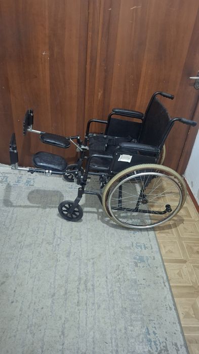 Инвалидная коляска