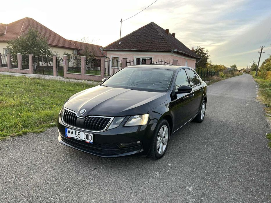 Skoda Octavia Škoda Octavia III Facelift – 2.0 TDI DSG7 – Decembrie 2019 – Negru-