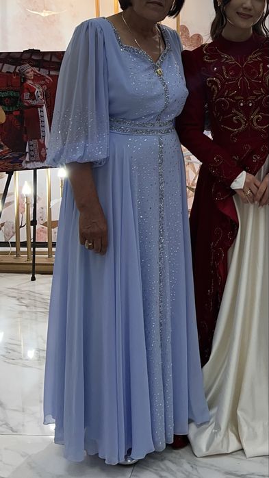 Продам вечернее платье