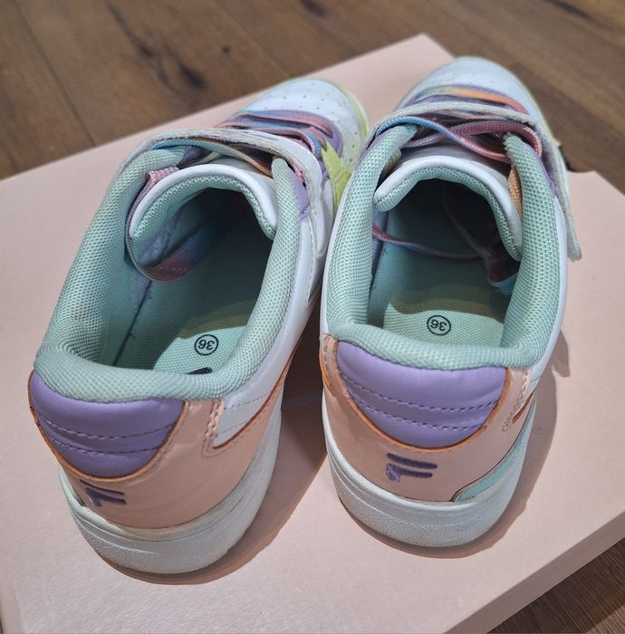 Adidasi dama FILA 36