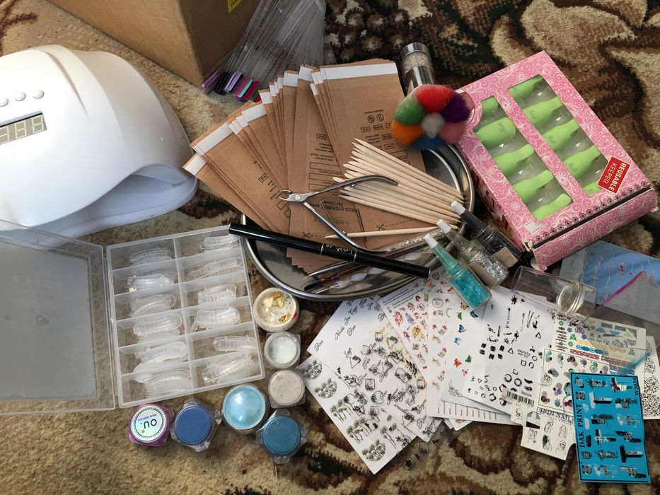 Наборы для маникюра