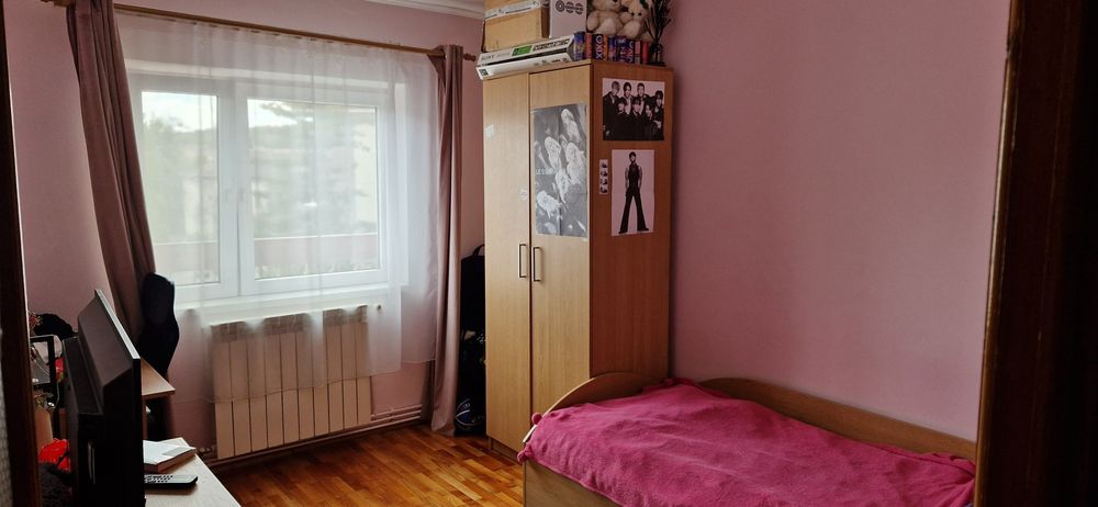 Apartament 4 camere - cartier 1 Mai