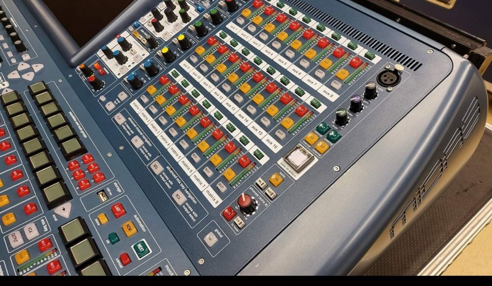 Midas Pro 2C-consolă audio