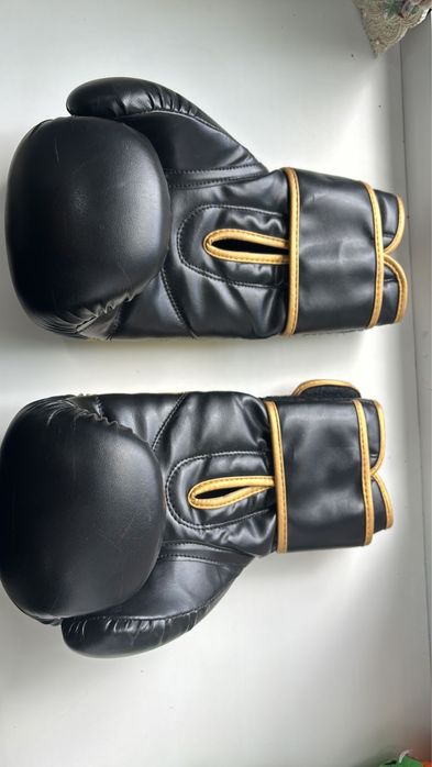 Боксерские перчатки Reebok Boxing Gloves