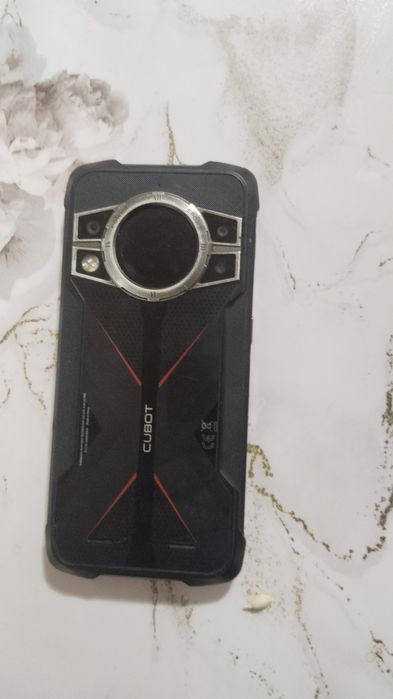 Продам два телефона