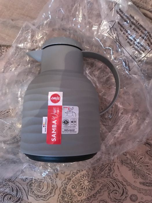 Termos ieftin si nou