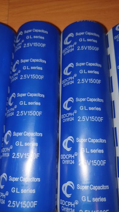 Vand   6 buc de 2.5v  1500F NOI,  balansare supercondensatori pornire