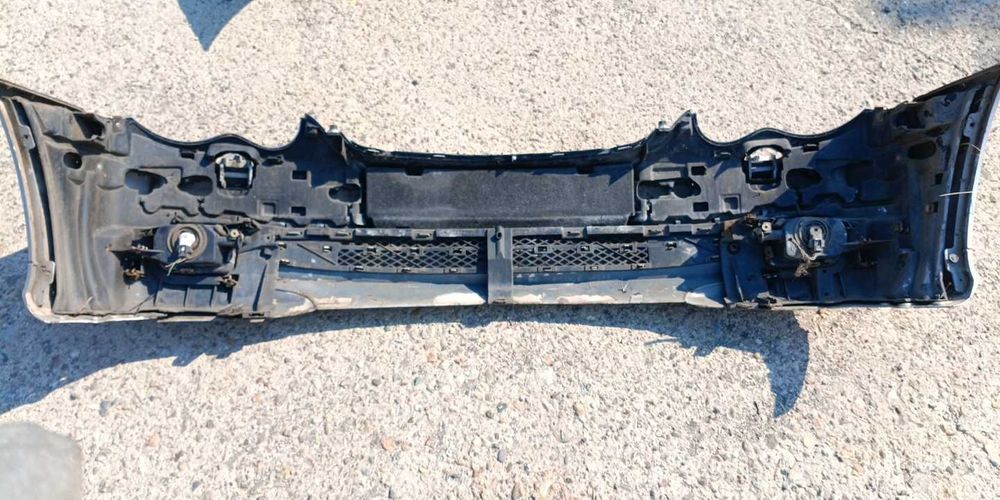 Предна броня Mercedes C-Class W203 2002г.