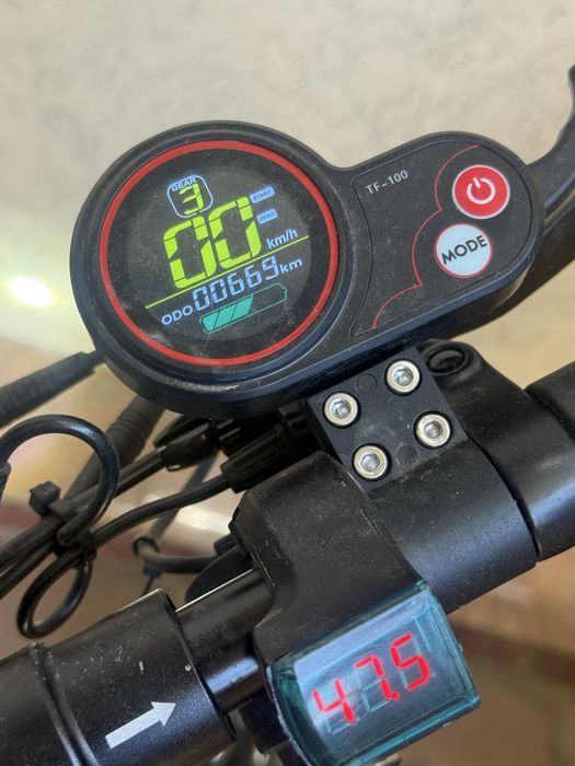 Продам самокат kugoo m5 sport