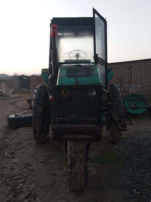 Traktor : sotiladi .kelishamiz