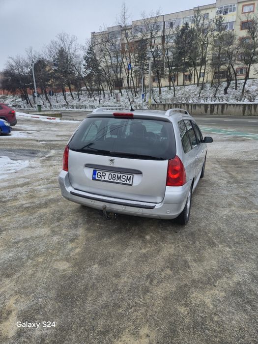 Peugeot 307 motor 2.0 diesel 130 cp    7 LOCURI   panoramic  2300 euro