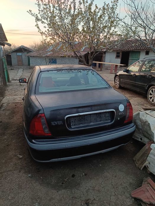 Rover 4Si автомобили