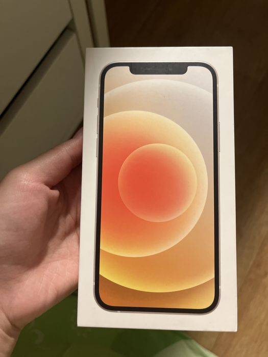 Продам 12 айфон, 72% аккамулятор