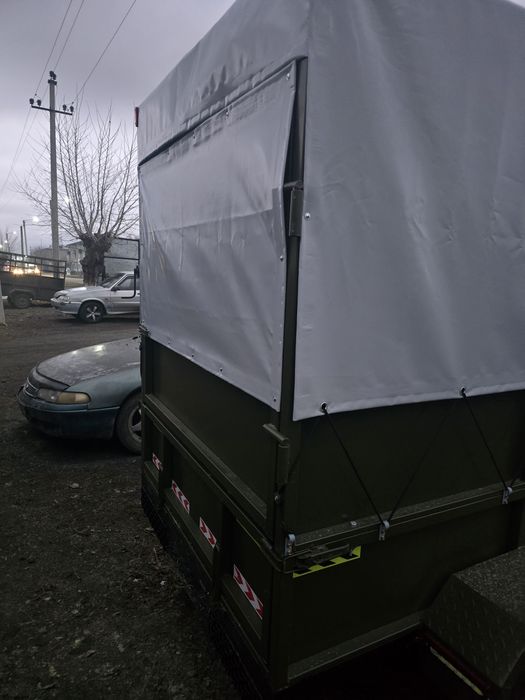 Продам прицеп коневозка