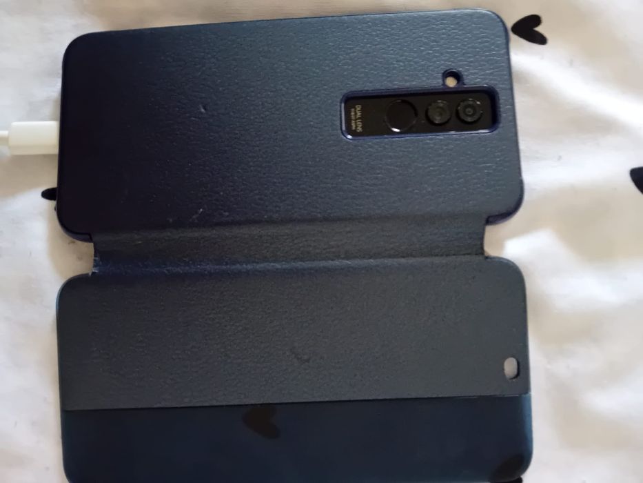 Vand Huawei mate 20 lite