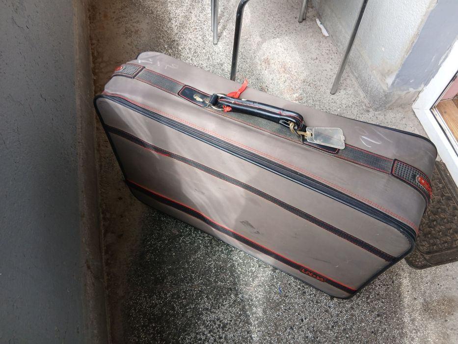 Куфар за ръчен багаж