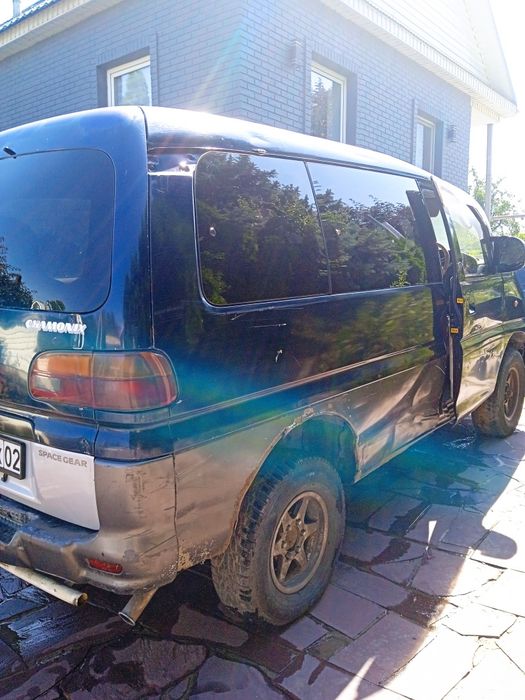 Продам Mitsubishi delika