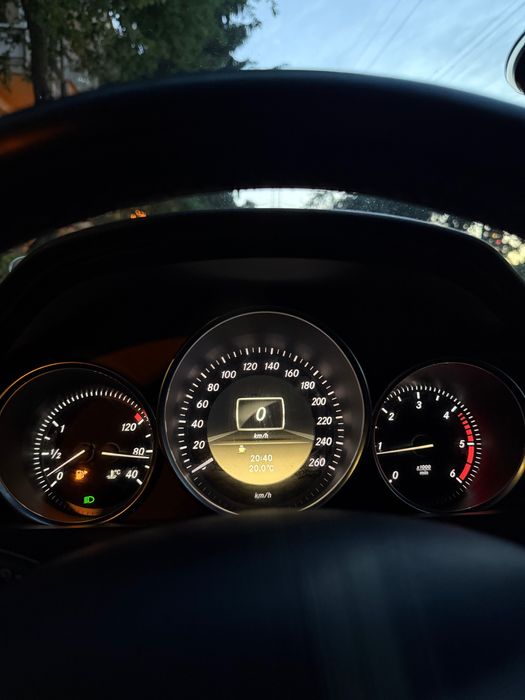 MERCEDES-BENZ E-Class 2011 — imagine 2