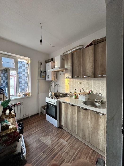 Shoshilinch sotiladi shinam va toza kvartira 2-xonali karobka xolatdaa