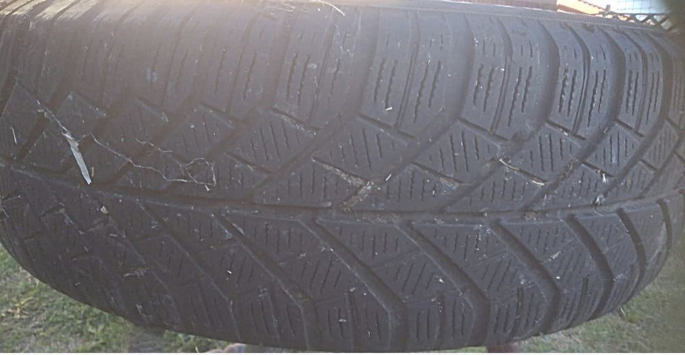 Jante AUDI pe 15-cauciucuri de iarnā