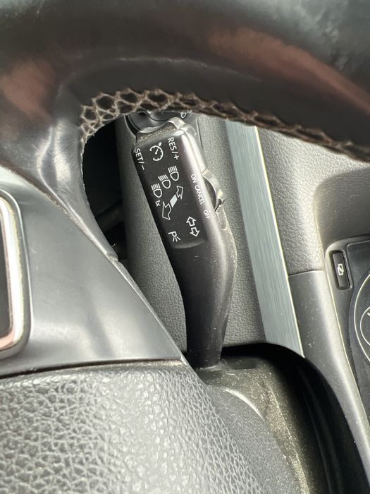 Vand vw touran 7 locuri