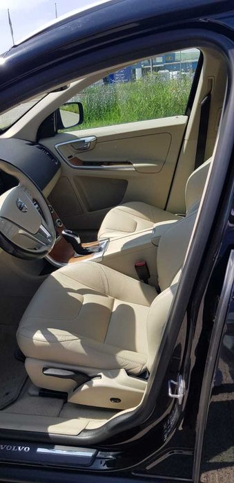 Volvo XC60 Luxury Edition MY17 – D4 AWD AT6 2.4 diesel