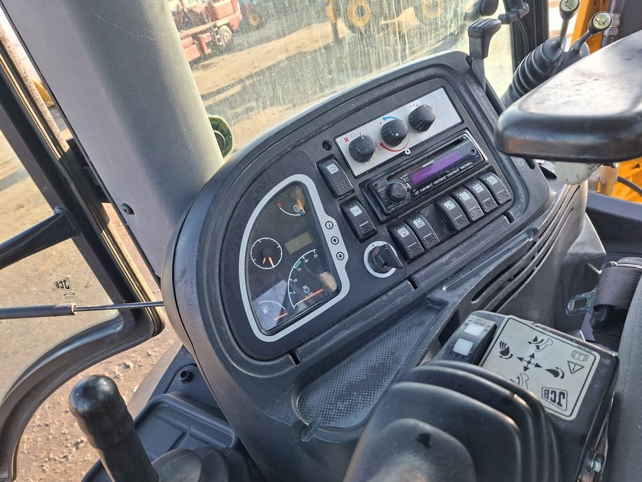 Vand buldoexcator jcb 3cx