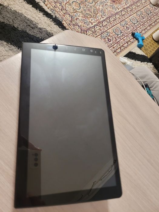 Планшет в авто, камера заднего вида