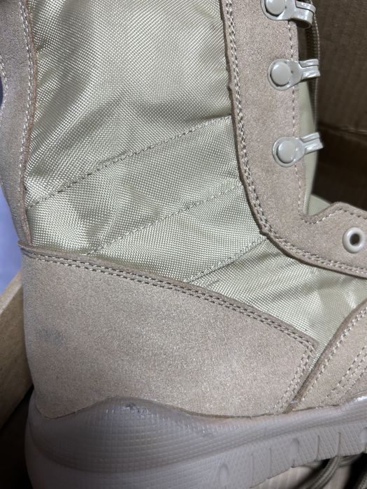 Продам берцы.