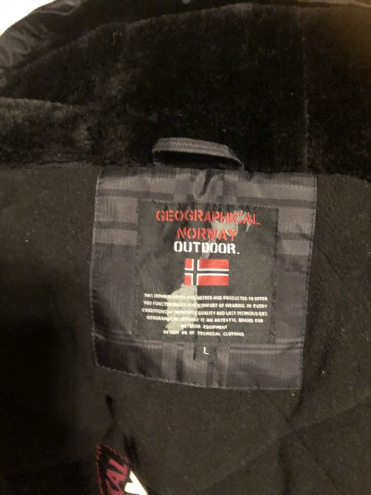 Geaca barbateasca stare excelenta 100 lei