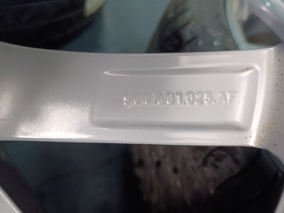 Jante originale VW Golf 7 vara 225 40 18 Michelin dot 2023 ca și noi