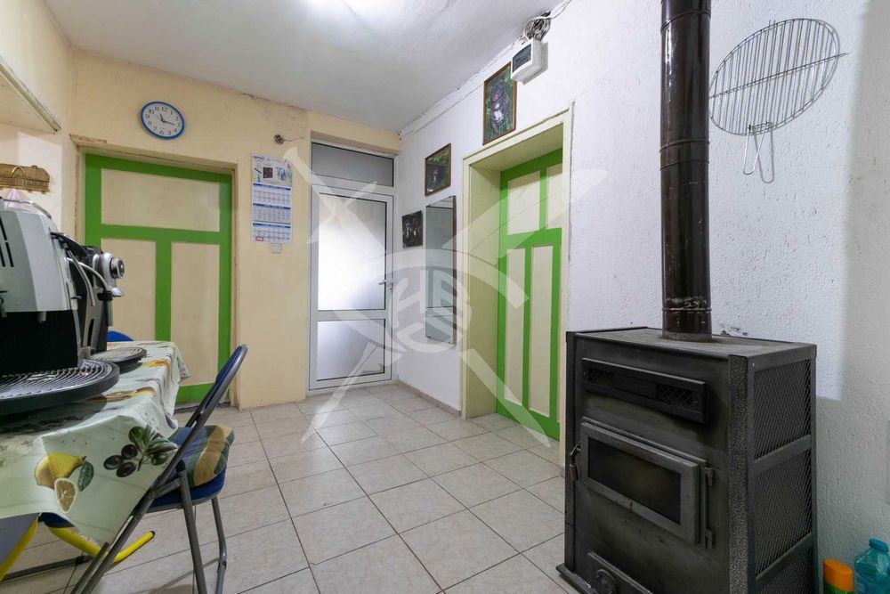 Продава се Къща в с. Хераково, Област София-област - 200 кв.м за 1350 €/кв.м - Снимка #16