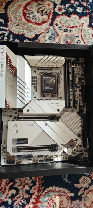 Placa de baza PC Asus ROG Z790 Apex gaming