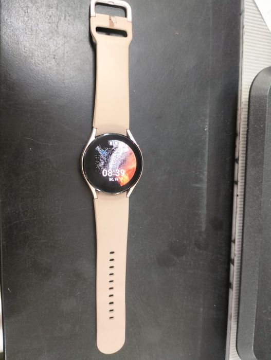 Продам часы                                                      .