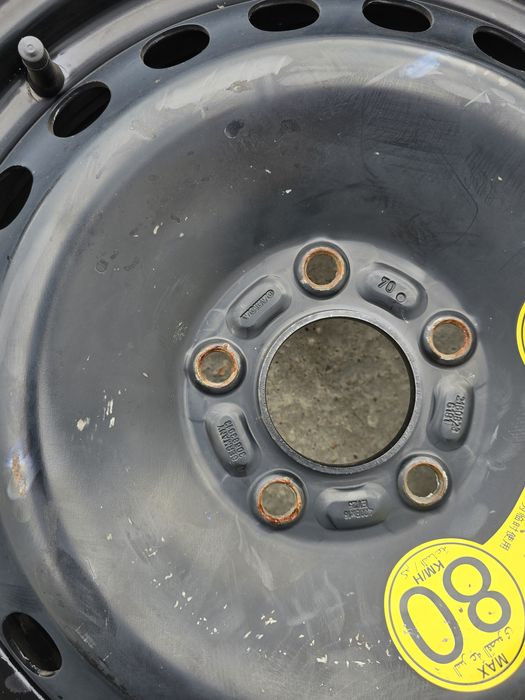 Патерица Резервна гуми 5х108 16 цола Volvo и Ford