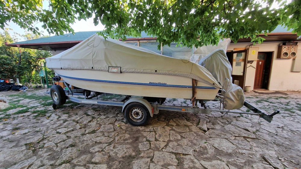 Vand barca cabinata Family 560 cu motor Suzuki 115CP nou si peridoc.