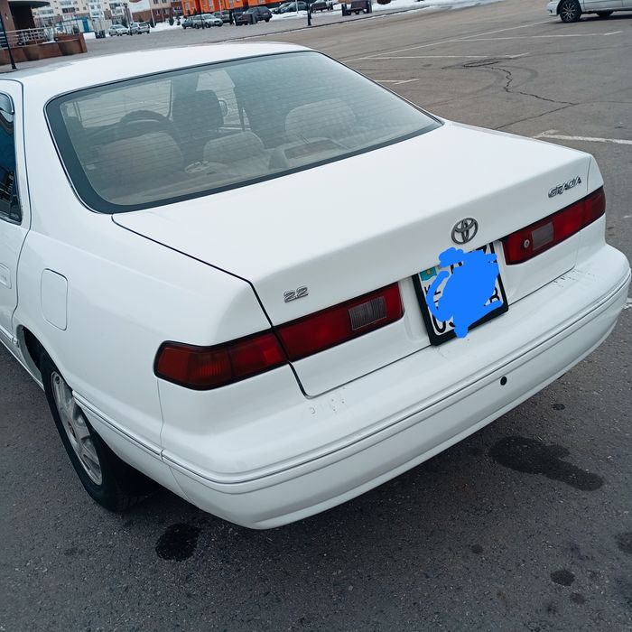 Тайота камрй грация