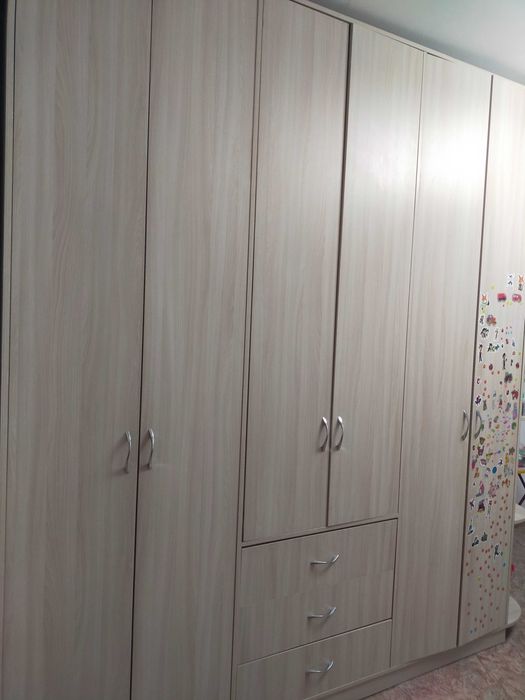 Продам шкаф высота 247 длина 237