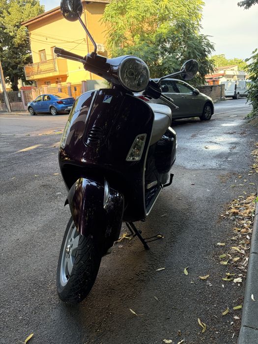 Piaggio Vespa GT200L, inmatriculat