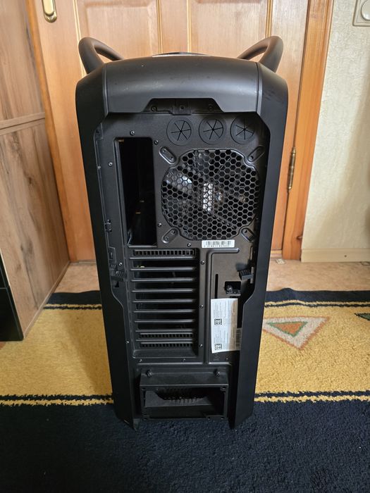 Корпус Cooler Master Cosmos 2