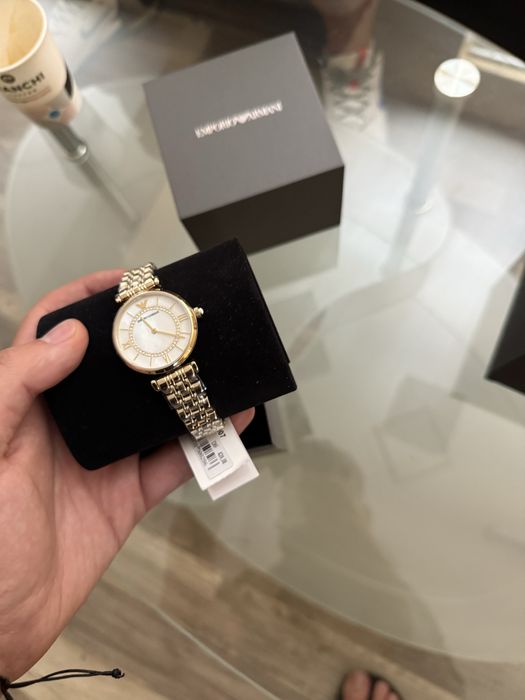 Дамски часовник emporio armani